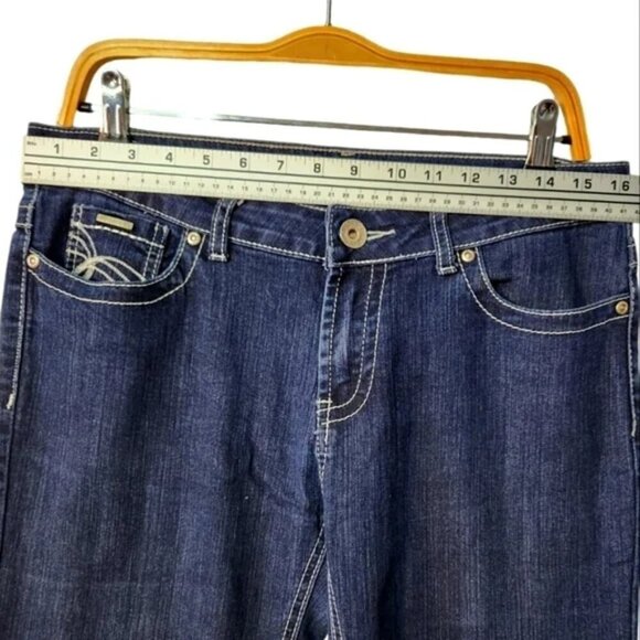 Carreli Women's Straight Leg Jeans Mid Rise, Double Stitch, Classic Fit, Size 31 - Picture 11 of 16